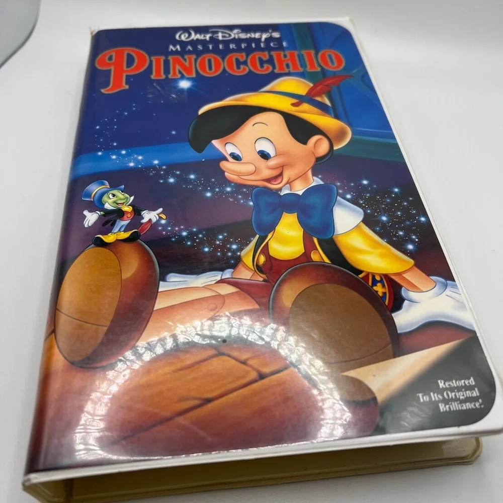 Disney vhs - Picture 1 of 2